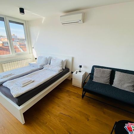 Rok'S Mini Penthouse Appartement Ljubljana Buitenkant foto